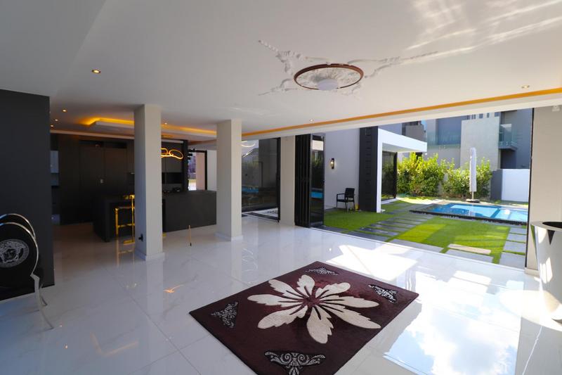 4 Bedroom Property for Sale in Hartbeespoort Dam Nature Reserve North West
